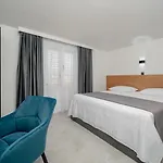 And With Parking Space - 4814 Pensionat 3*