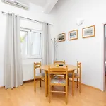 And With Parking Space - 4814 Pensionat Trogir