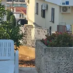 And With Parking Space - 4814 Pensionat 3*