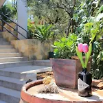 Pensionat And With Parking Space - 4814 Trogir