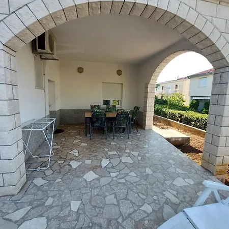 And With Parking Space - 4814 Гостевой дом 3*